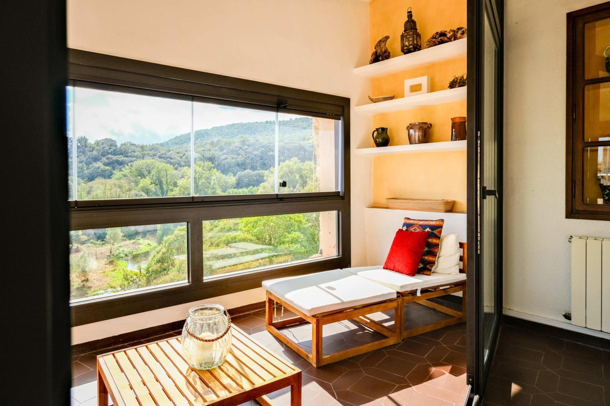 10 Del Pont Alojamiento Con Vistas Panoramicas Besalú Eksteriør bilde
